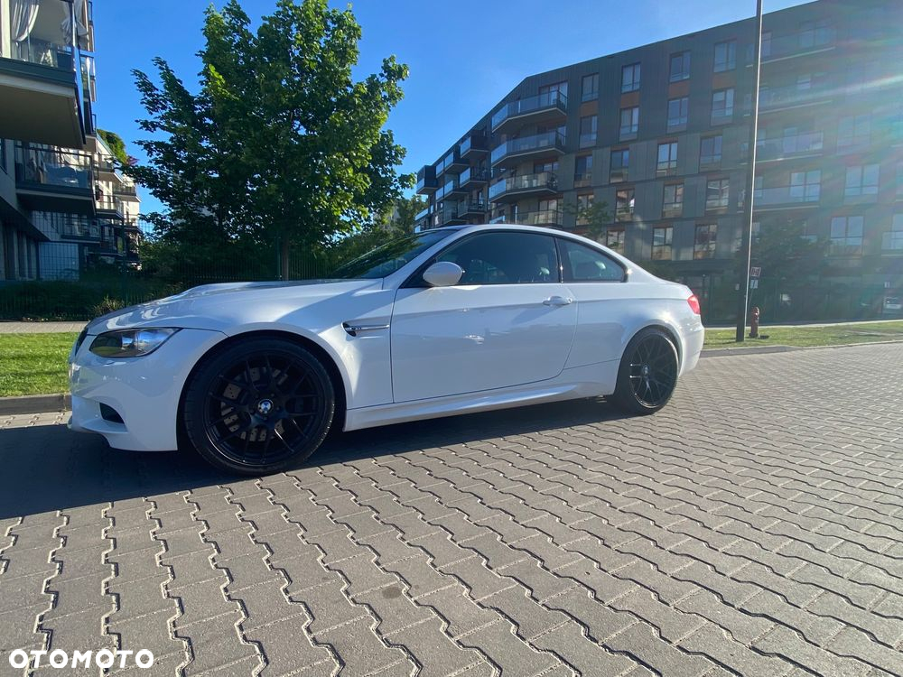 BMW M3 Standard - 2