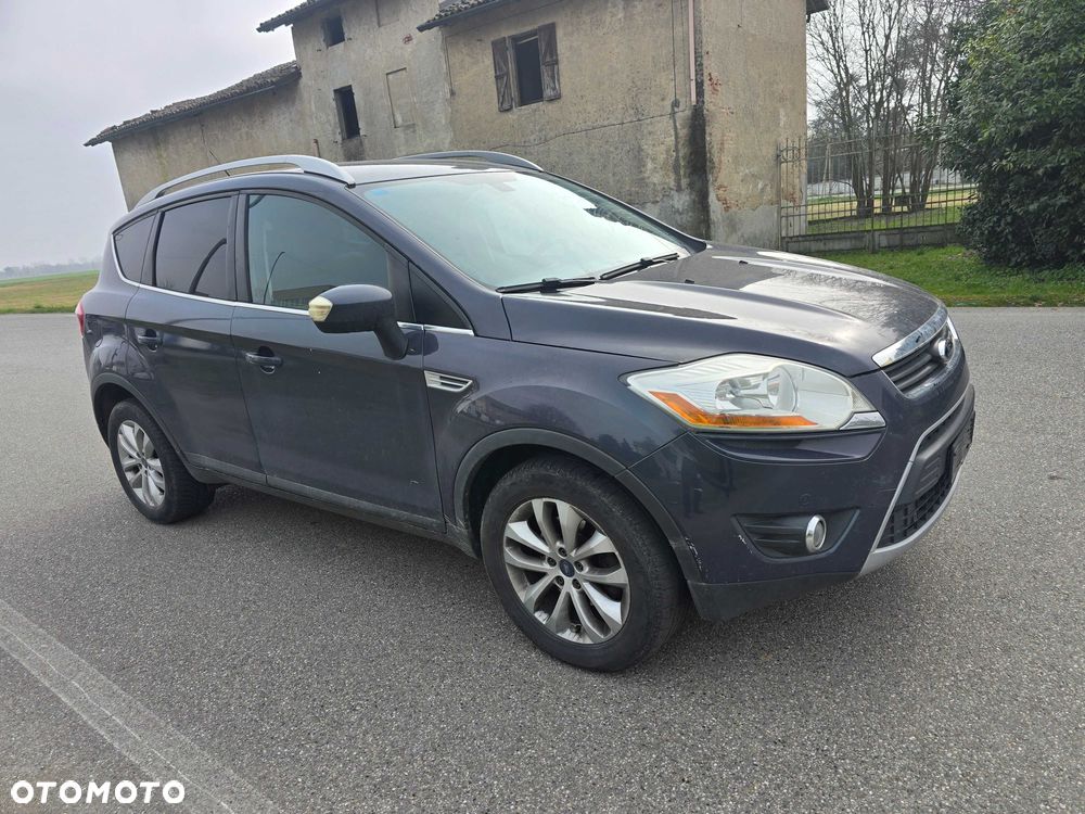 Ford Kuga - 1