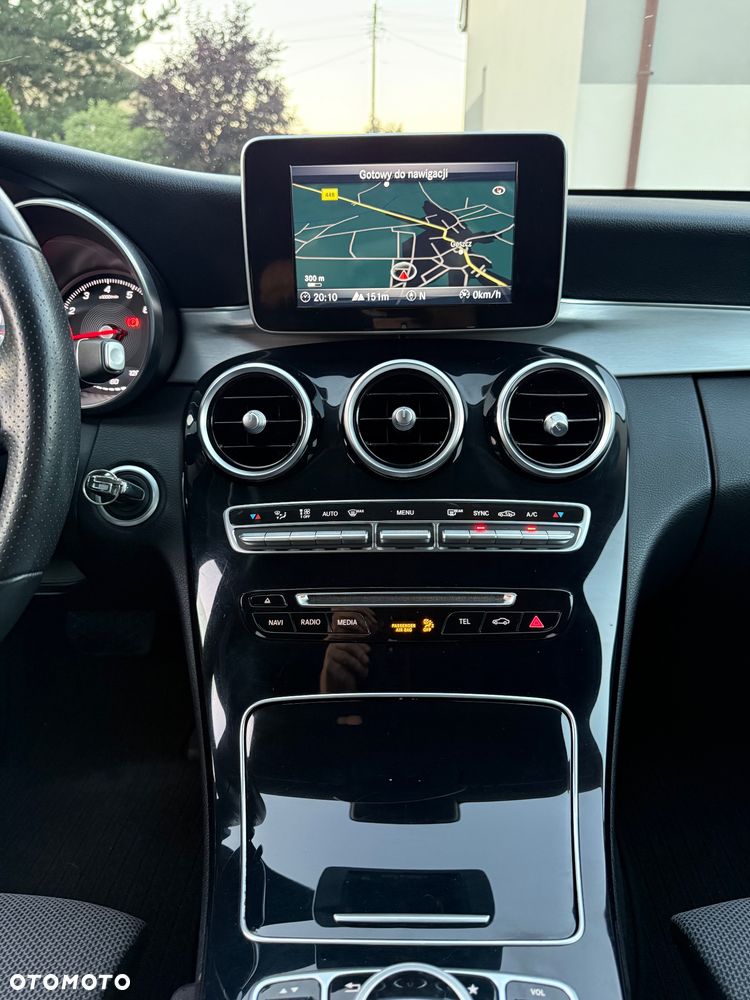 Mercedes-Benz Klasa C 180 9G-TRONIC - 18