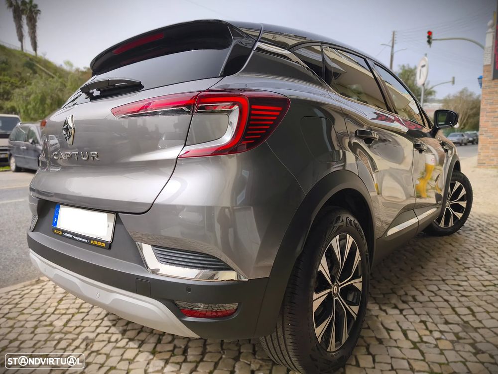 Renault Captur 1.0 TCe Techno Bi-Fuel - 17
