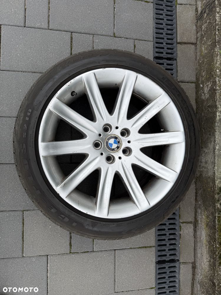 BMW Seria 7 735i - 22