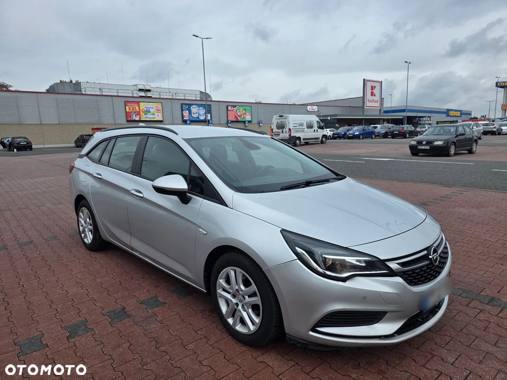 Opel Astra 1.6 CDTI Sports Tourer Active - 1
