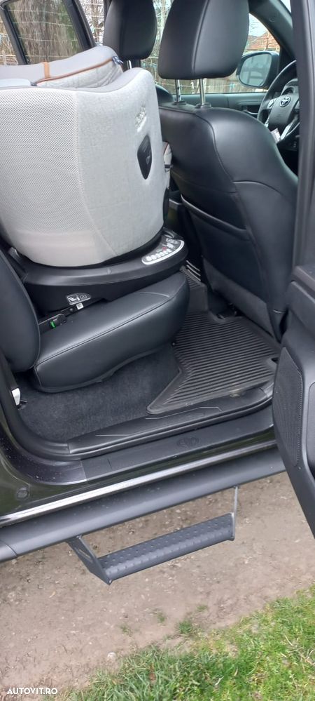 Toyota Tacoma - 14