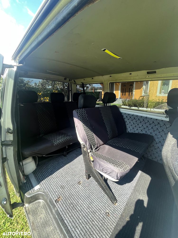 Volkswagen Transporter - 7