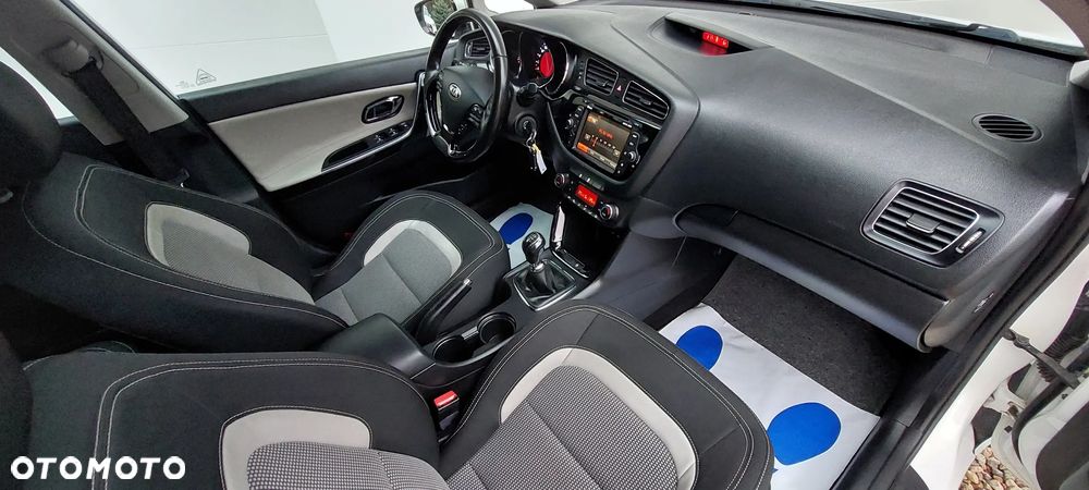 Kia Ceed 1.4 CVVT ISG Spirit - 30