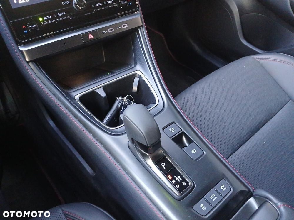 Lexus LBX 1.5 Hybrid Emotion - 20