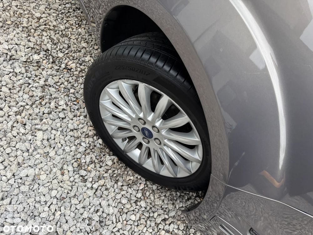 Ford S-Max 2.0 TDCi DPF Titanium - 38