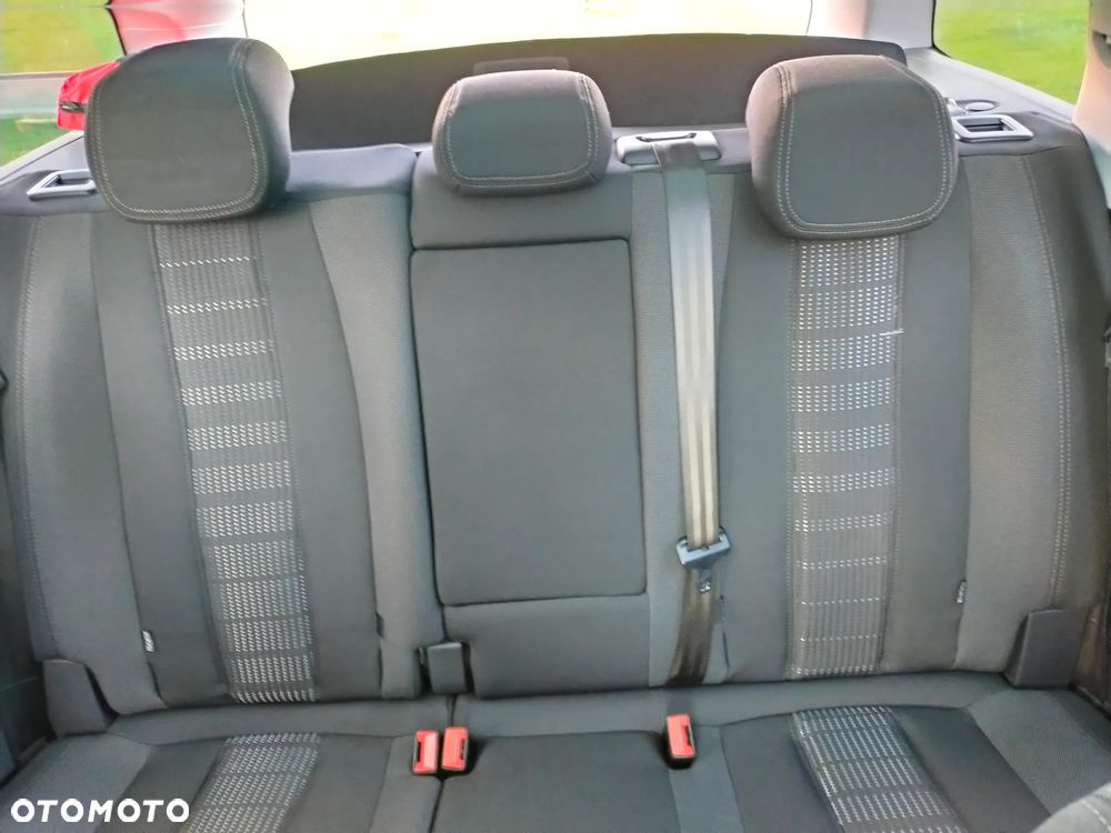 Peugeot 308 SW 1.6 BlueHDi Allure S&S - 21