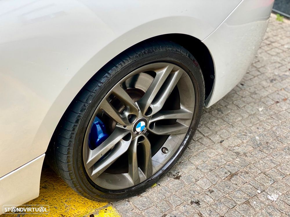 BMW 220 d Cabrio Pack M Auto - 18