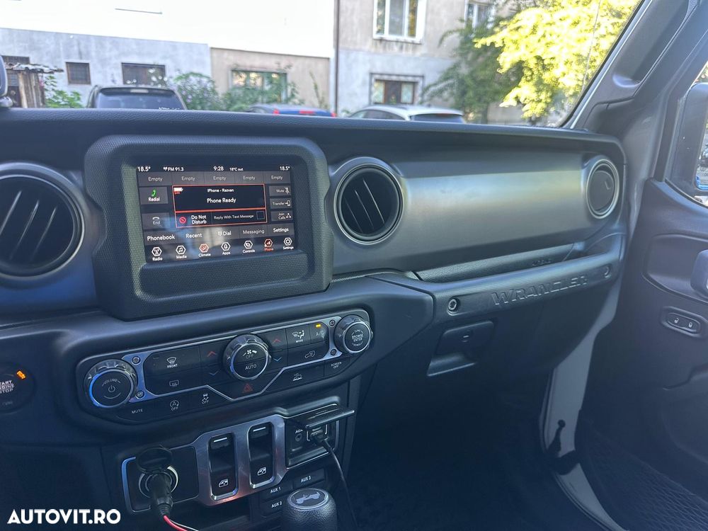 Jeep Wrangler - 6