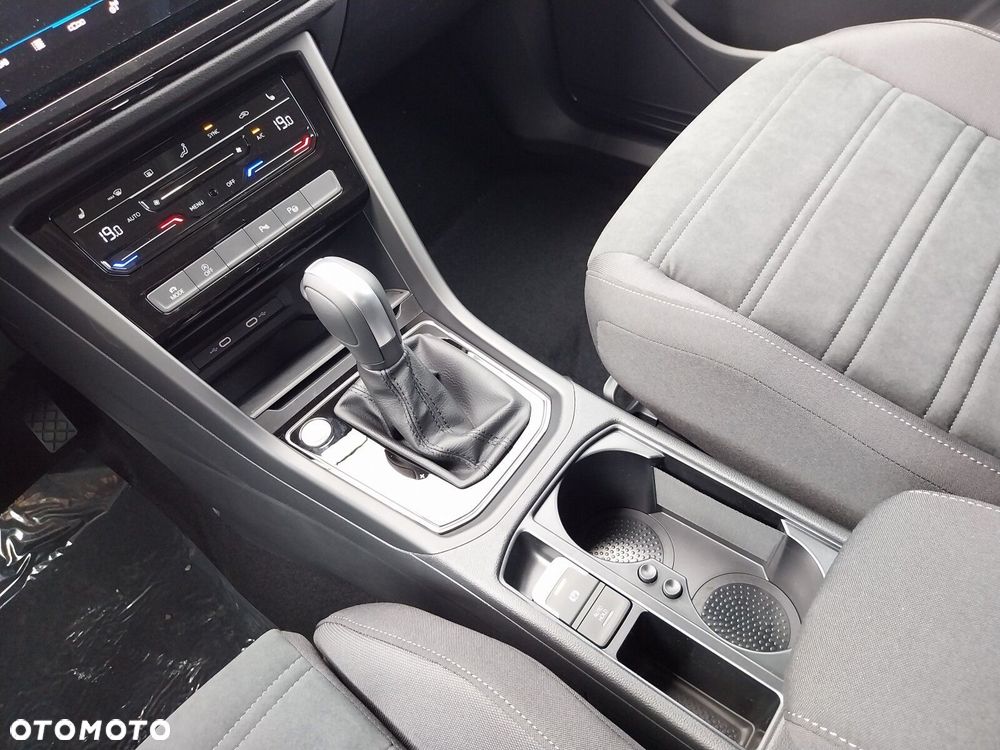 Volkswagen Touran - 17