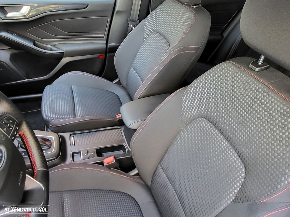 Ford Focus SW 1.0 EcoBoost MHEV ST-Line X Aut. - 14