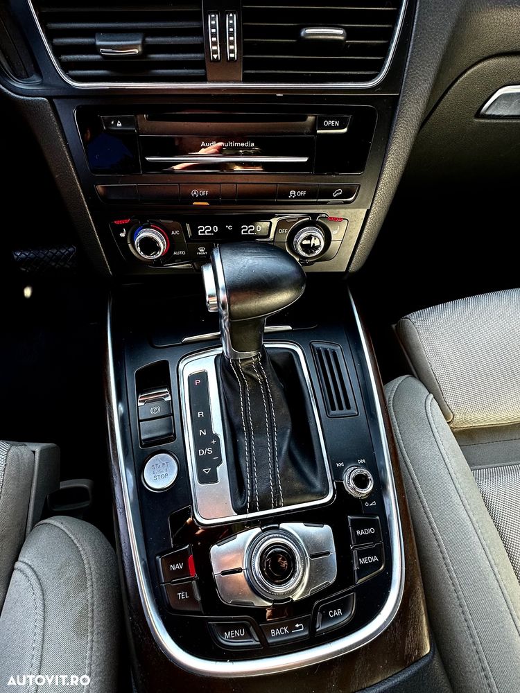 Audi Q5 2.0 TDI S tronic - 12