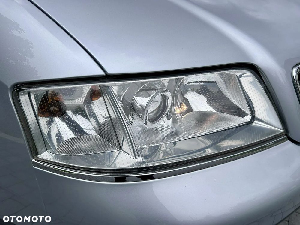 Audi A6 Limousine 2.4 - 9