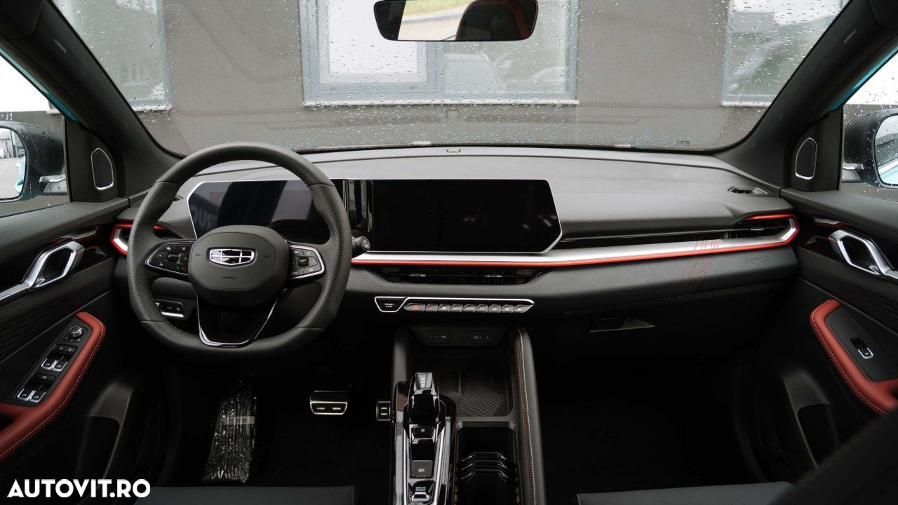 Geely Coolray - 10