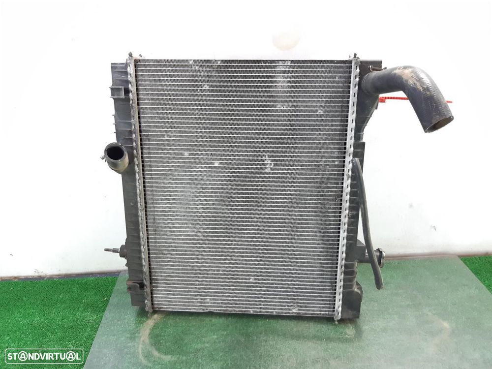 RADIADOR DE ÁGUA NISSAN CABSTAR - 1