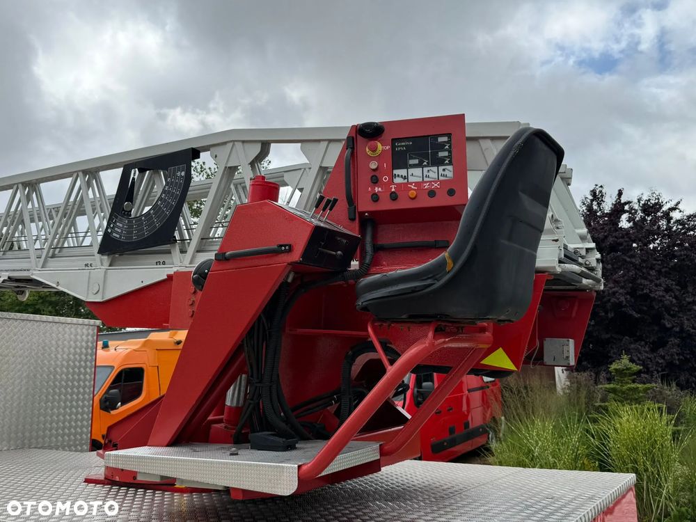Iveco Eurocargo 130E24 - 12