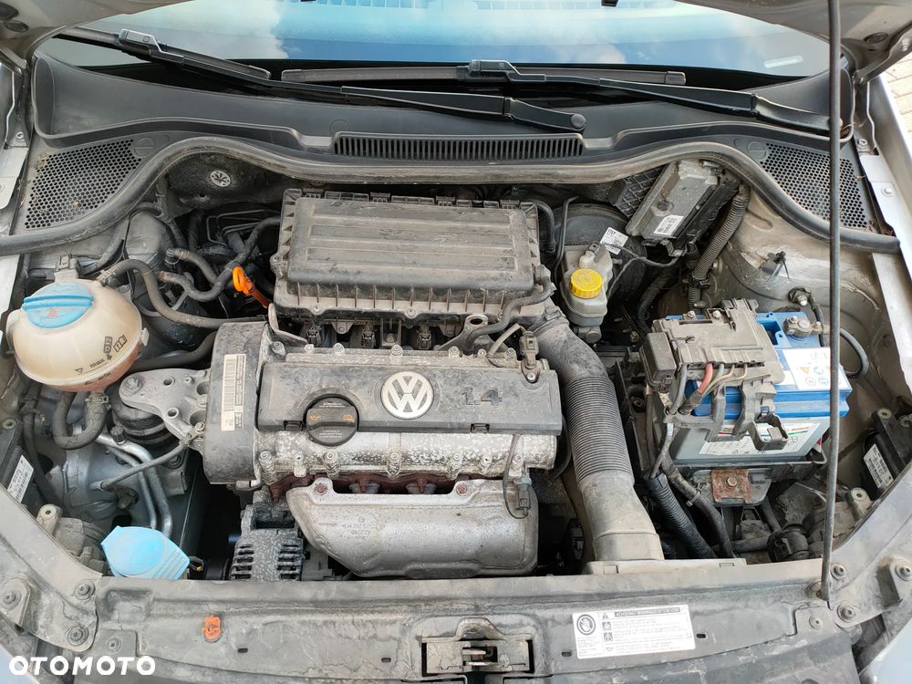 Volkswagen Polo 1.4 16V Comfortline DSG - 13