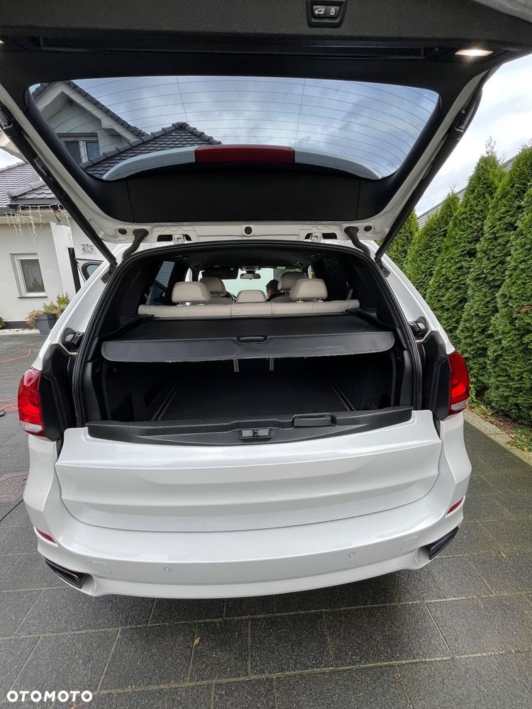BMW X5 M M50d - 11