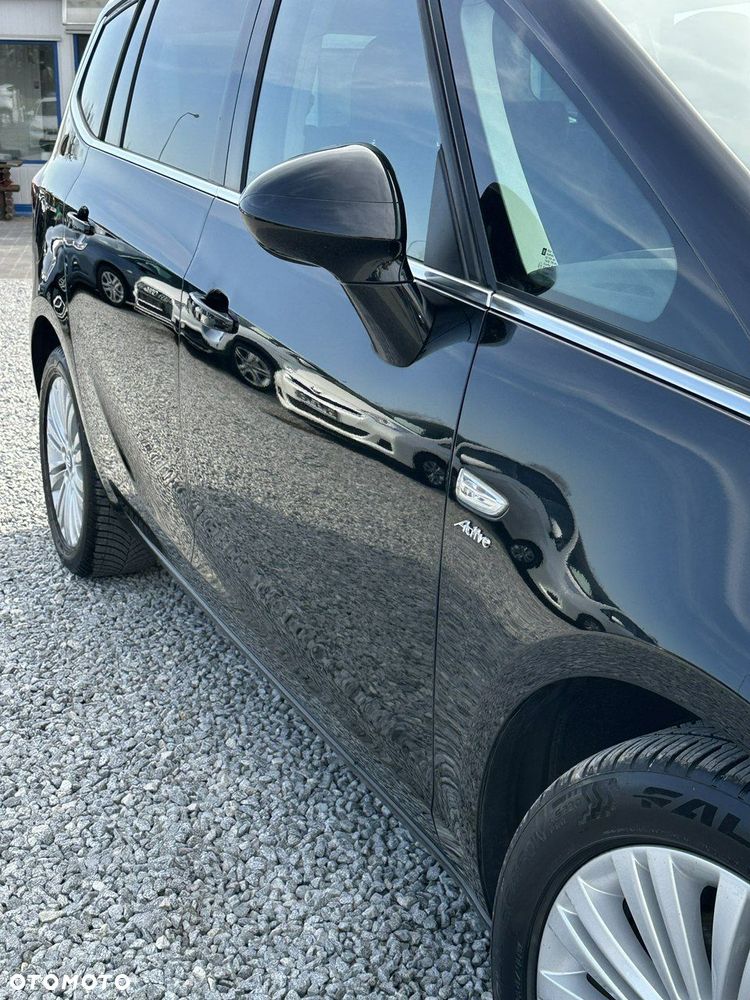 Opel Zafira - 22