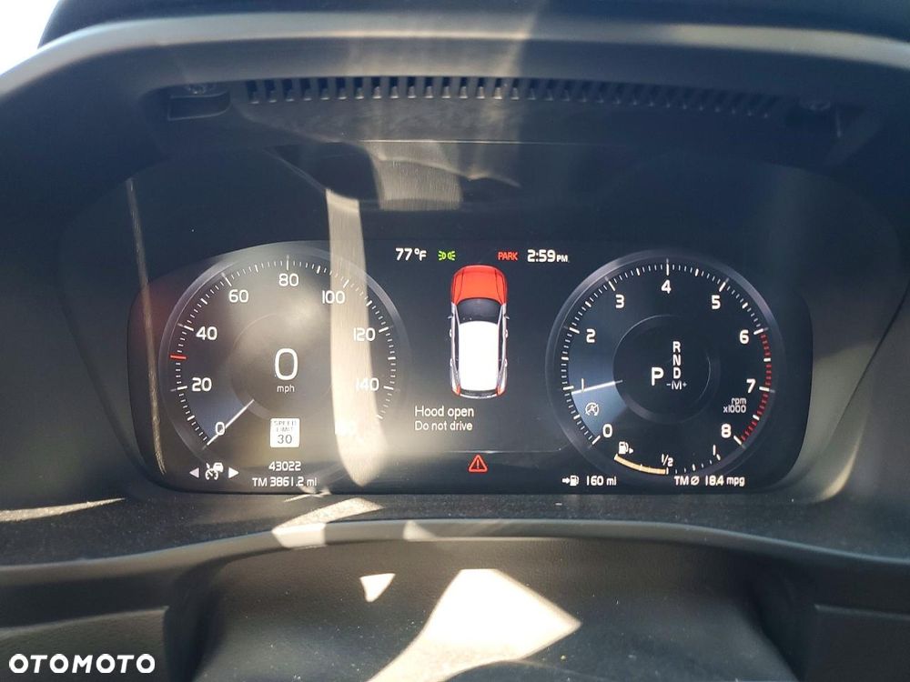 Volvo XC 40 T5 AWD Momentum - 12