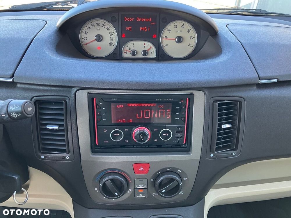 Lancia Musa 1.4 16V Platino - 17