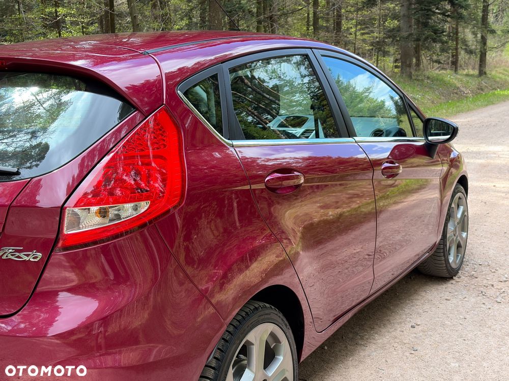 Ford Fiesta 1.25 SYNC Edition - 10