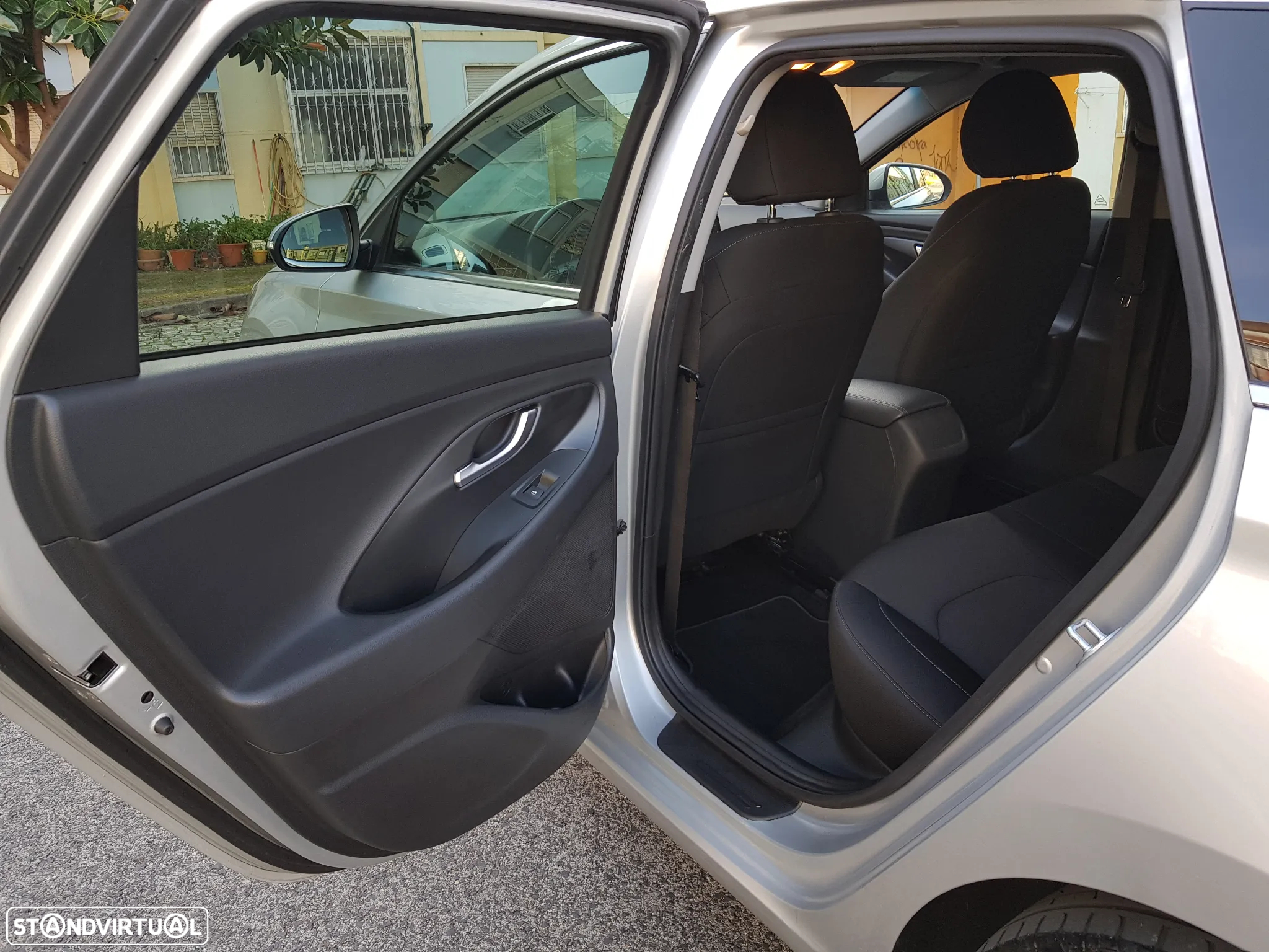 Hyundai i30 SW 1.6 CRDi Style Plus - 30