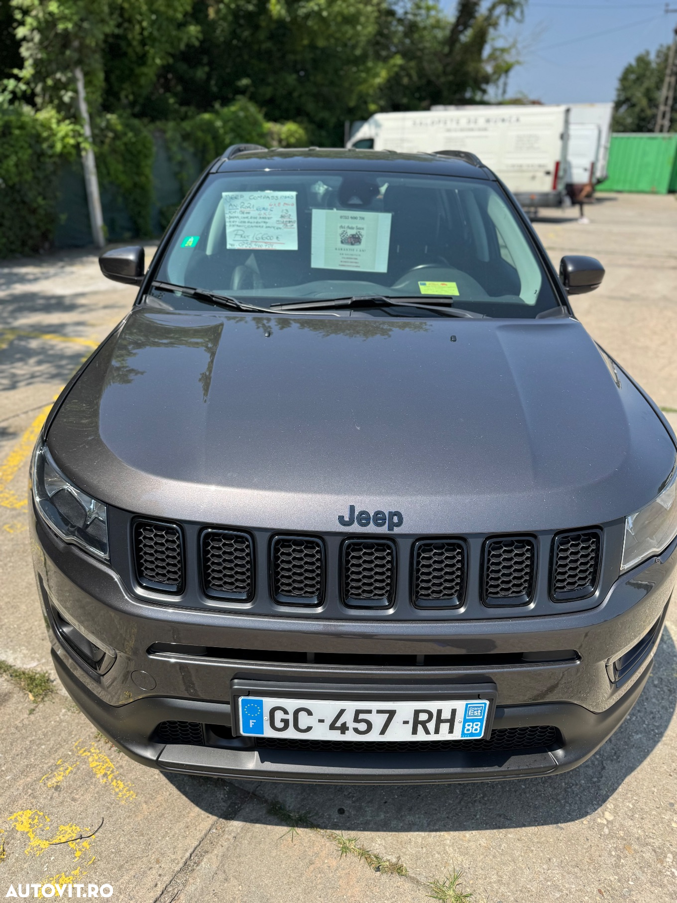 Jeep Compass - 8