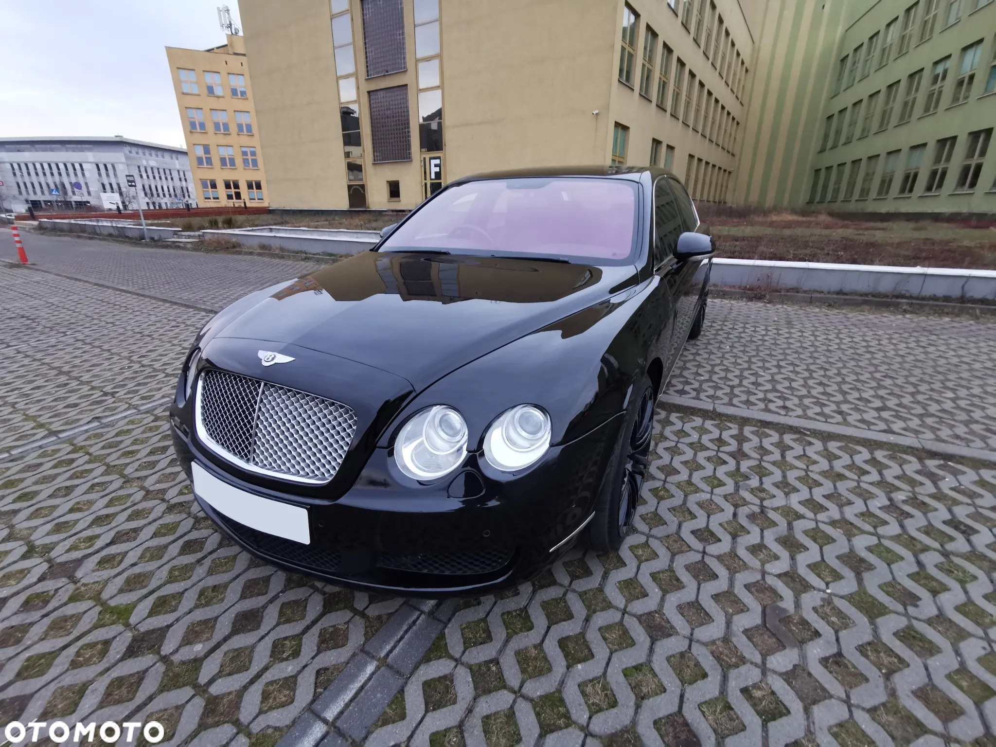 Bentley Flying Spur Continental - 11