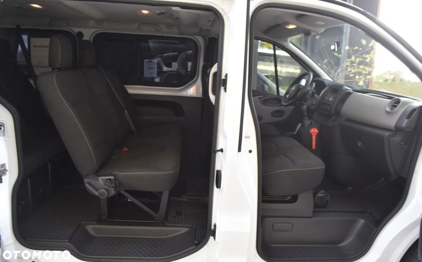 Renault Trafic - 16