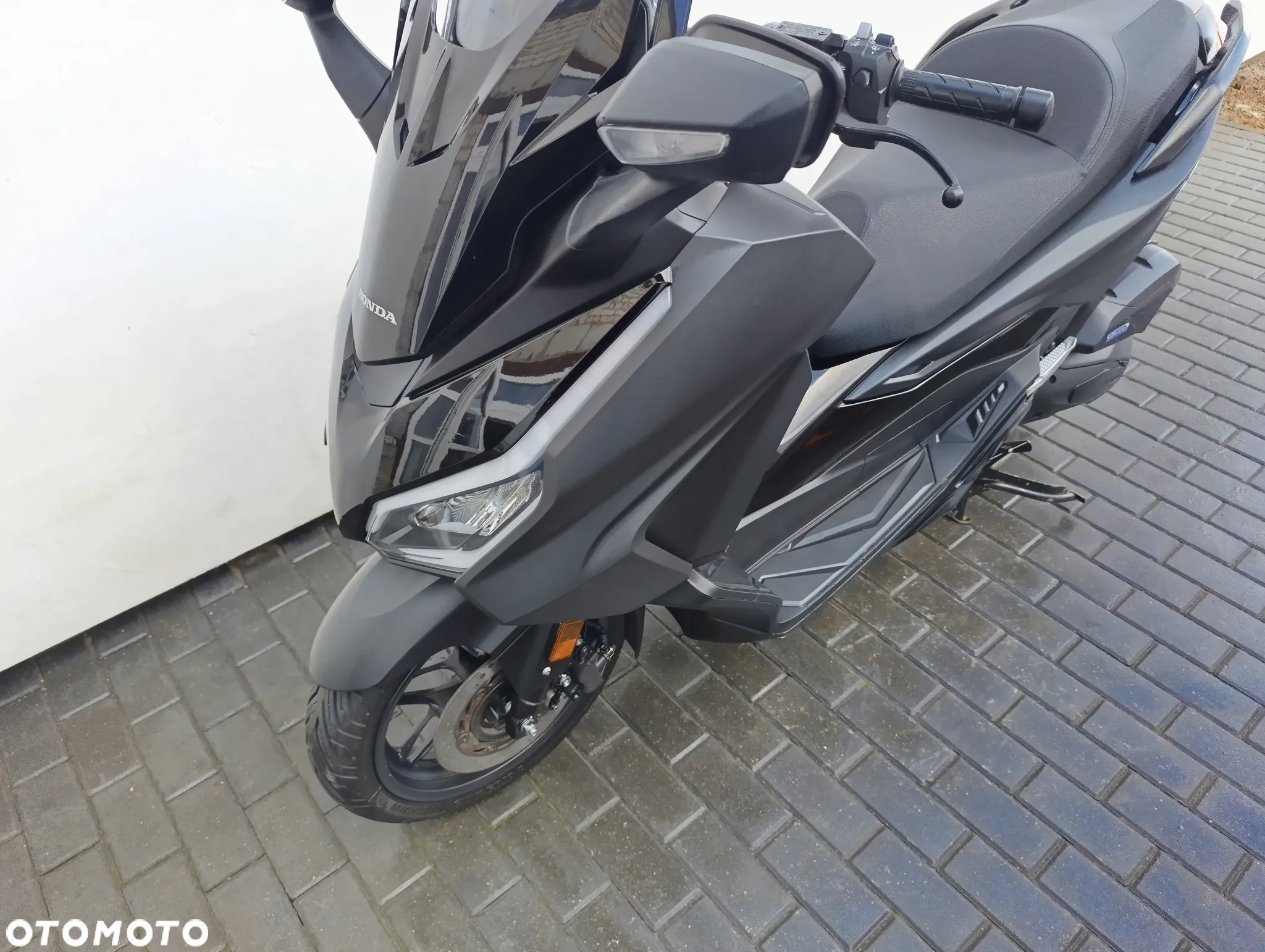 Honda NSS - 9