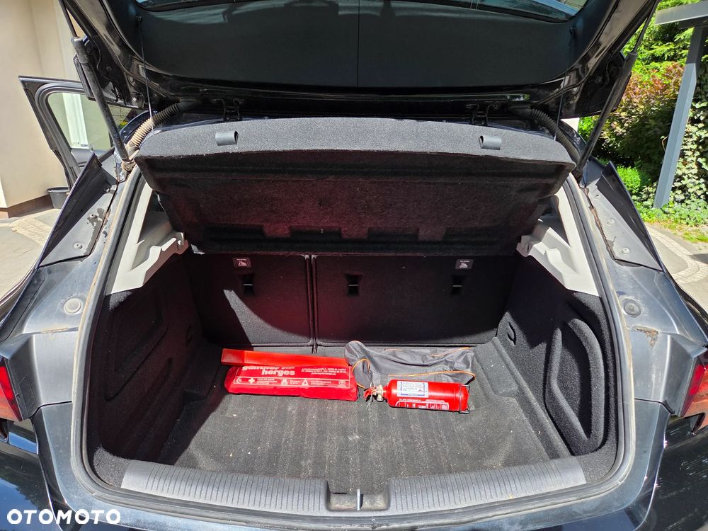Opel Astra 1.4 T Elite - 17