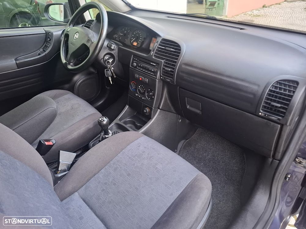 Opel Zafira 2.0 DTi Elegance - 35