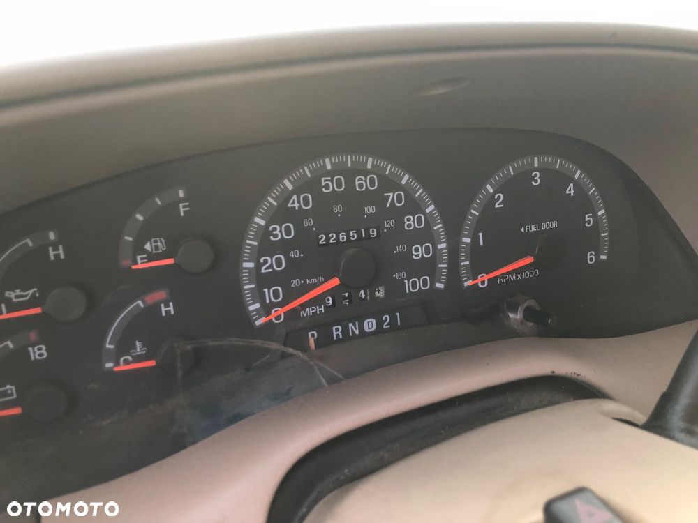 Ford Expedition - 13