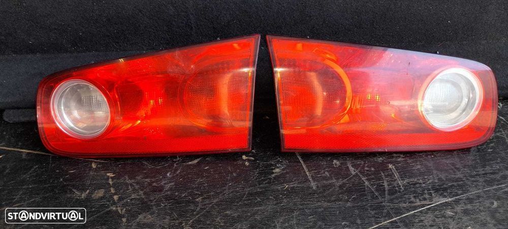 Farolins Renault laguna de 2005 - 1