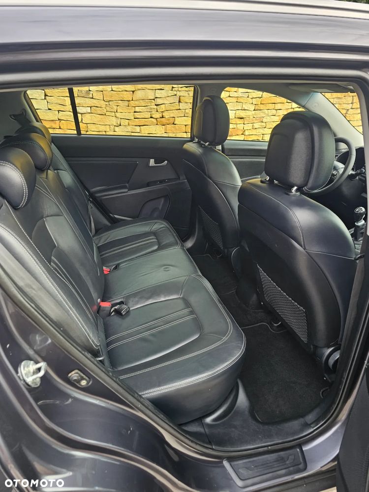 Kia Sportage 2.0 CRDI XL 2WD - 24