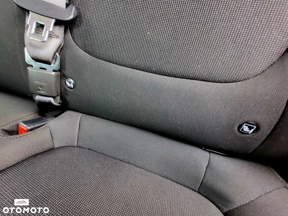 Kia Rio - 13