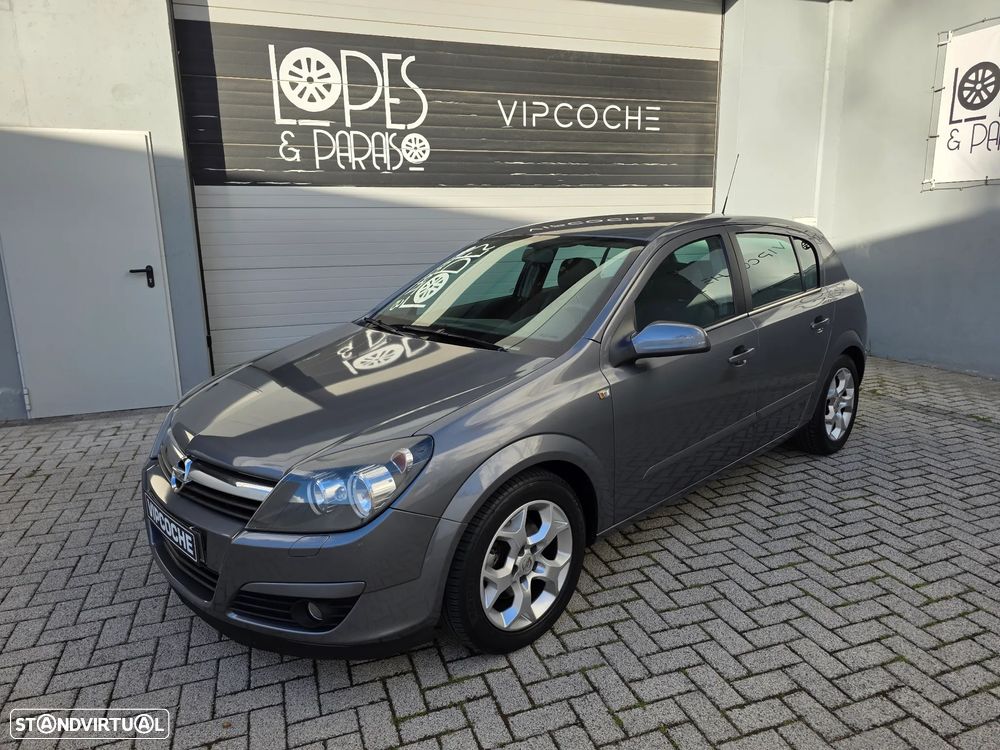 Opel Astra 1.3 CDTI Cosmo - 2