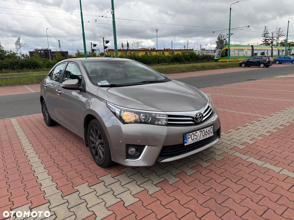 Toyota Corolla 1.6 Prestige - 1