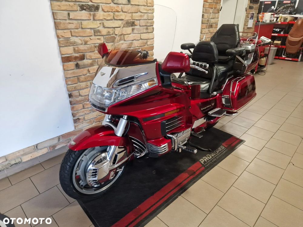 Honda GL - 6