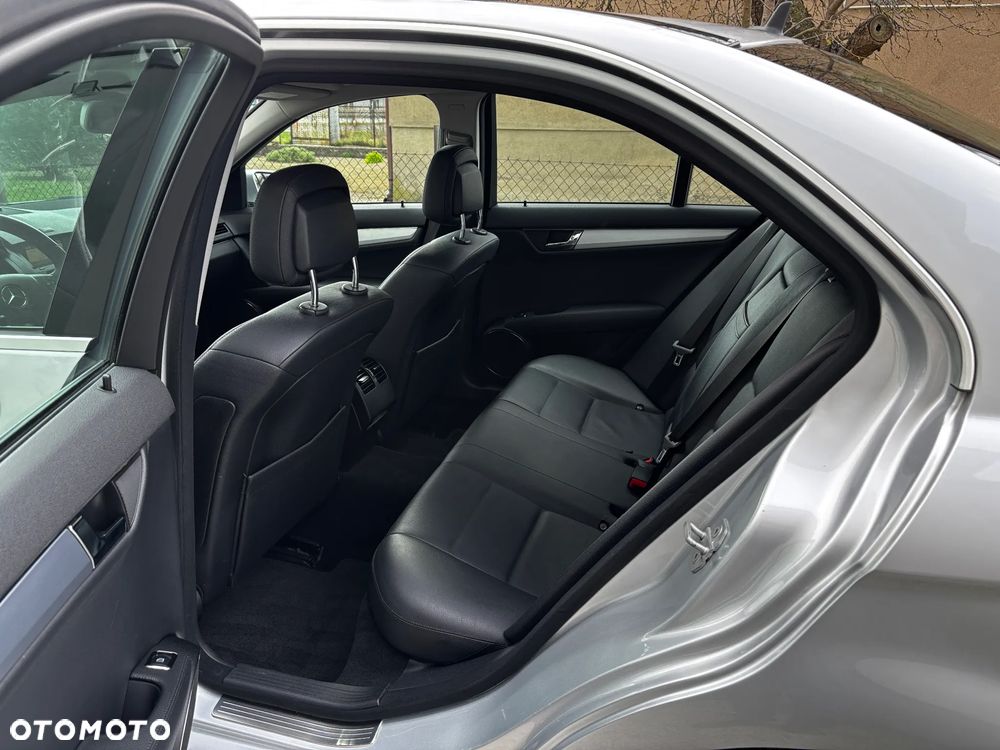 Mercedes-Benz Klasa C - 14