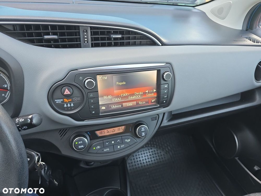 Toyota Yaris - 20