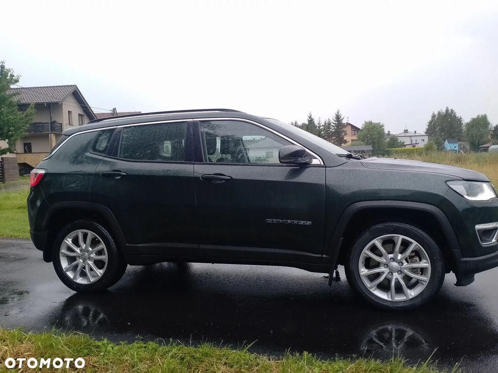 Jeep Compass - 4