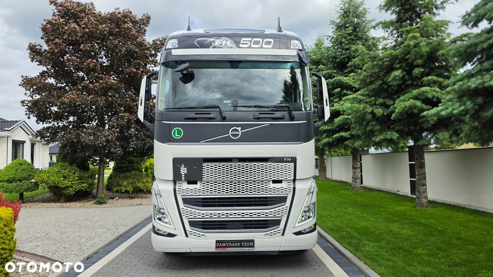 Volvo VOLVO///FH///500///2023/// GLOBETROTTER///XXL///1 TURBINA/// NOWE OPONY///KLIMATYZACJA POSTOJOWA///ZABUDOWY MIĘDZYOSIOWE///KAMERA/// VIRTUAL COCPIT///TABLET///STAN  BARDZO DOBRY - 2