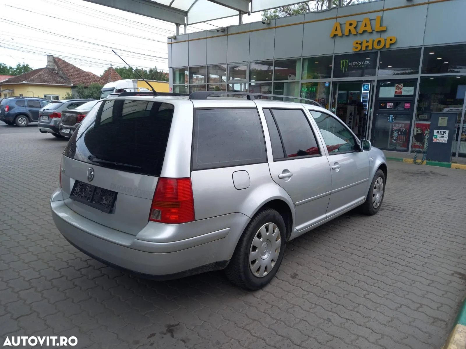 Volkswagen Golf 1.6 - 4