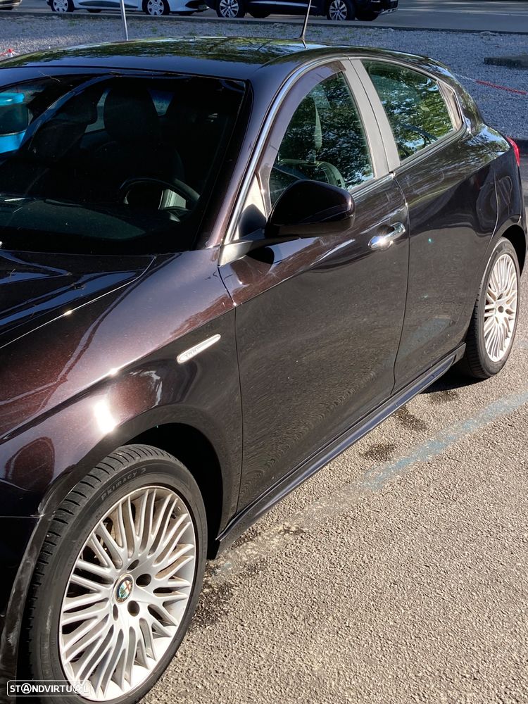 Alfa Romeo Giulietta 1.6 JTDm Exclusive - 5