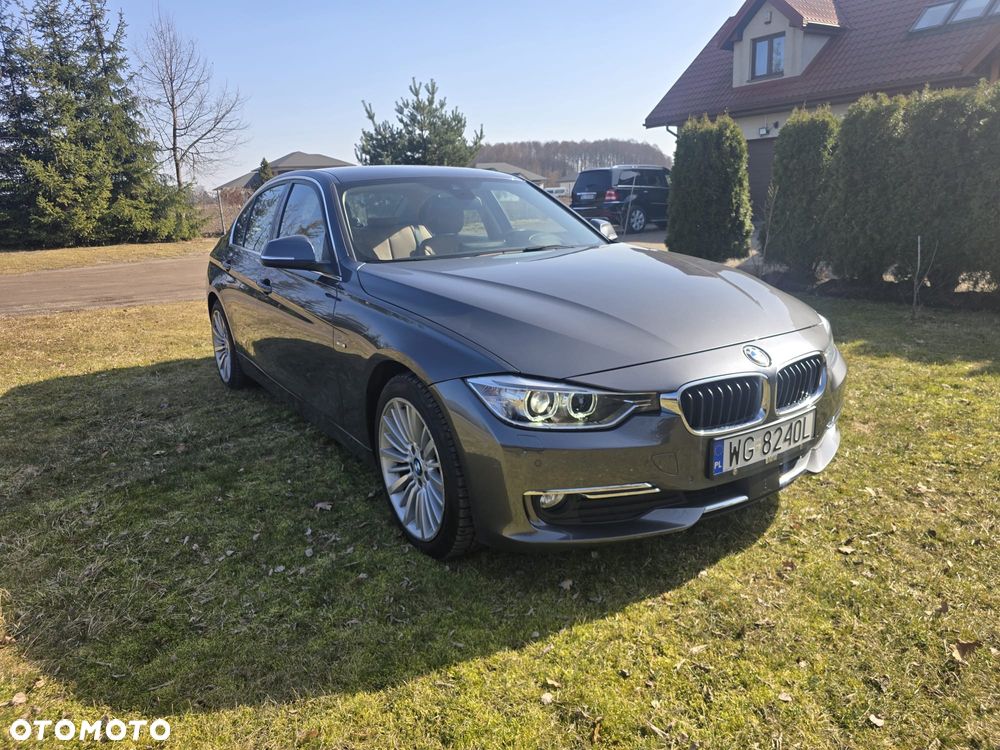 BMW Seria 3 328i Luxury Line - 3