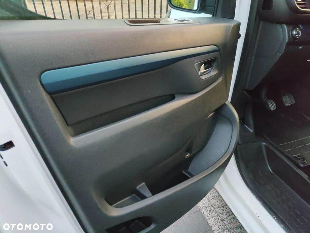 Peugeot Traveller L2 2.0 Active - 14