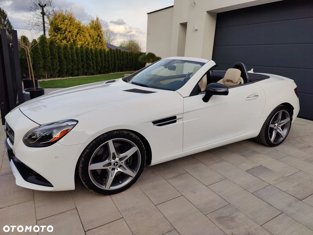 Mercedes-Benz SLC 300 9G-TRONIC - 8